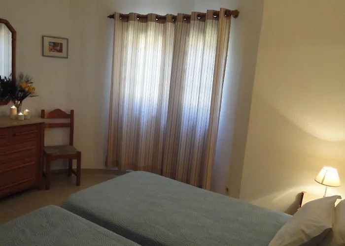 Vale De Carros By Umbral 阿尔布费拉